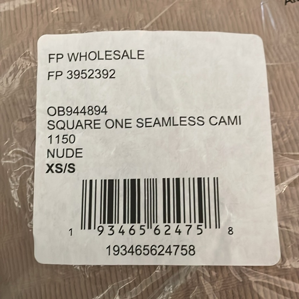 Free People Square One Seamless Cami - Picture 4 of 10